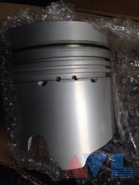Поршень EF750 F17D F17E Kia Granbird Granto HINO Isuzu AA92F11102, AA92F111A2 - цена штука продажа комплектом Оригинал! Новый!