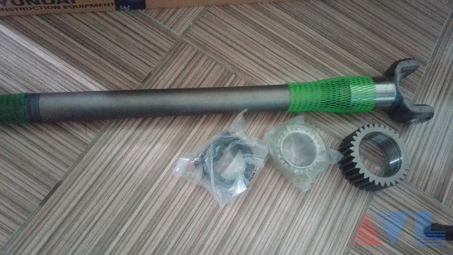 Полуось экскватора Hyundai Robex 2000W 140W 210W 7A ZGAQ02342 Оригинал!